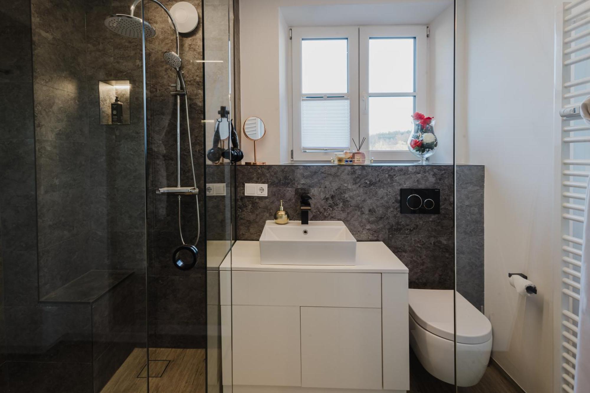 24-7 Living Room Passau - Cozy - Balcony - Kitchen Tiefenbach  Ngoại thất bức ảnh