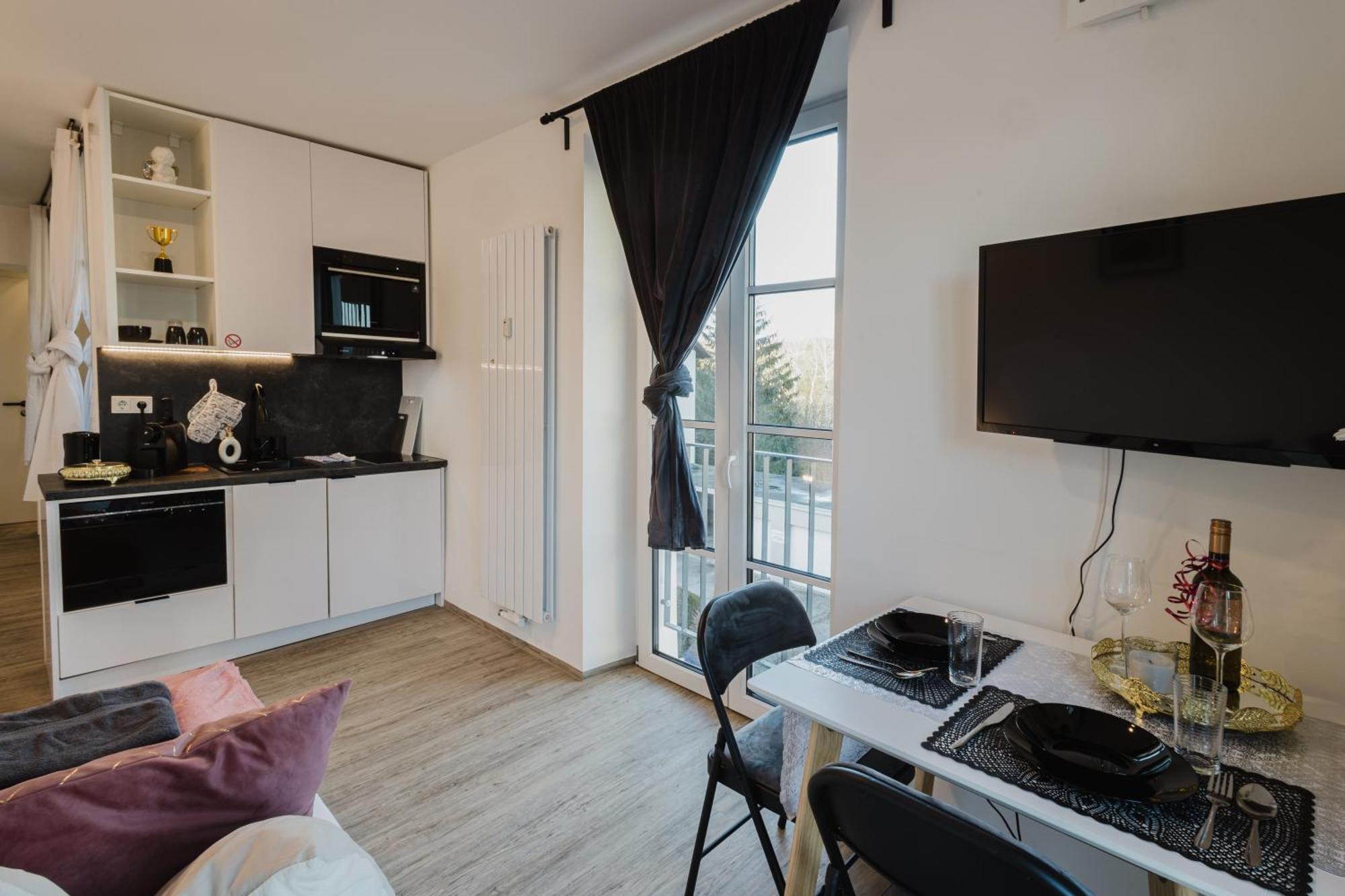 24-7 Living Room Passau - Cozy - Balcony - Kitchen Tiefenbach  Ngoại thất bức ảnh